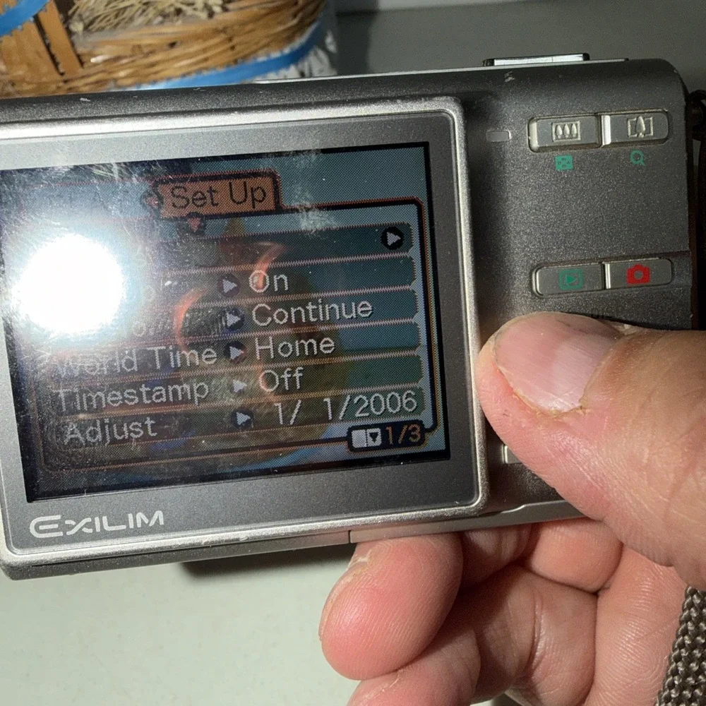 Casio Exilim Digital Camera Unisex OS Silver Good 7.2MP 3x Optical Zoom Y2K